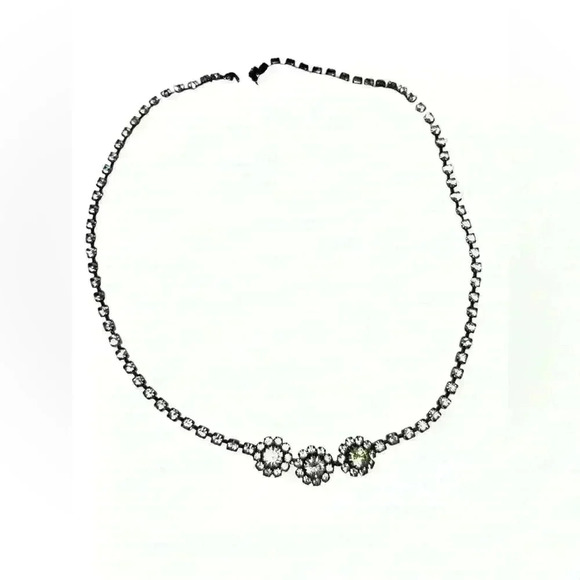 Vintage collar length clear faceted glass rhinestone necklace with three daisies - Picture 1 of 4